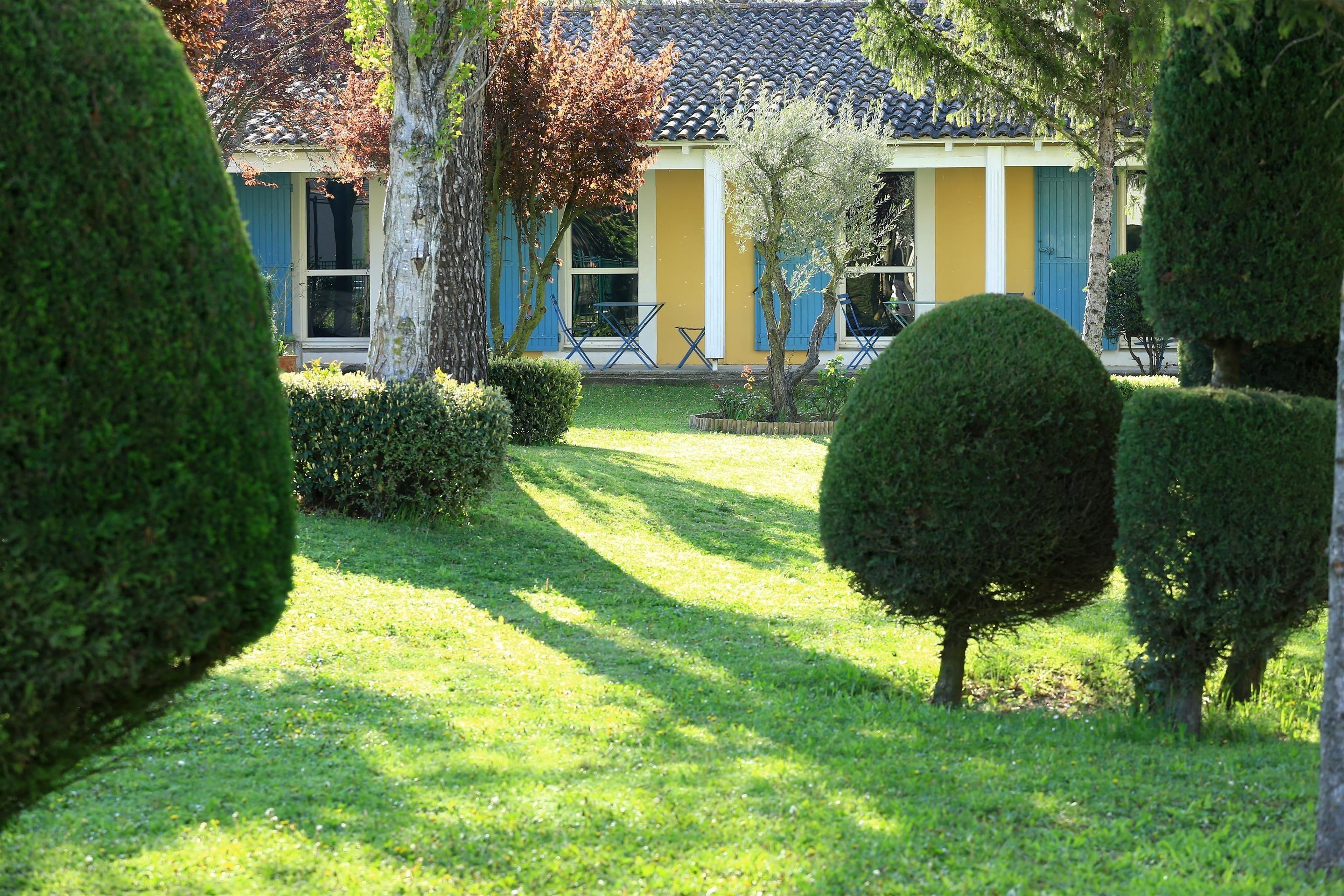 Domaine De La Petite Isle - Luberon Hotel L'Isle-sur-la-Sorgue Exterior photo